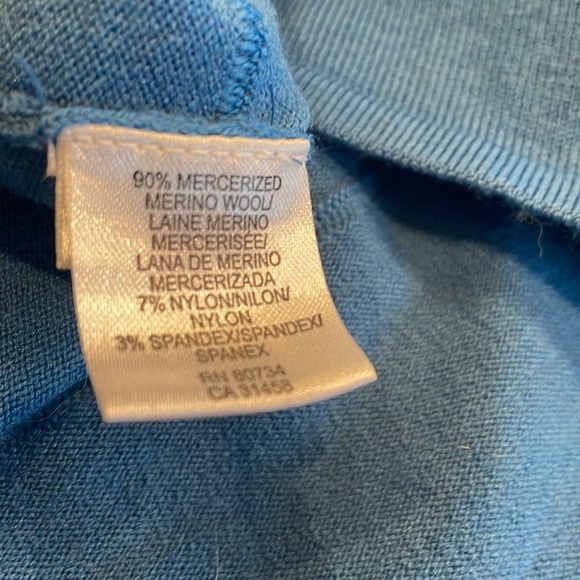 Beautiful blue low neck fitted ladies sleeveless dress small - Picture 4 of 4